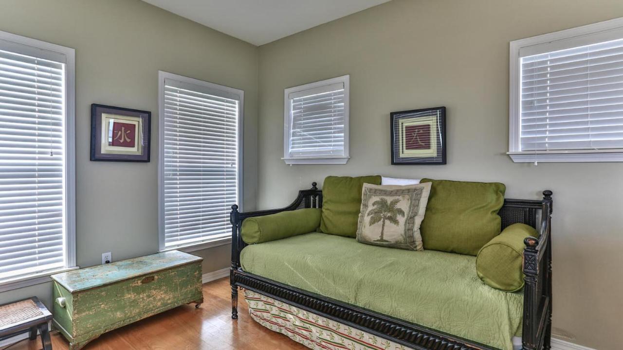 Biglows Bungalow - About A Quarter Mile To Private Neighborhood Beach Access, Pet Friendly, Community Pool Destin Dış mekan fotoğraf